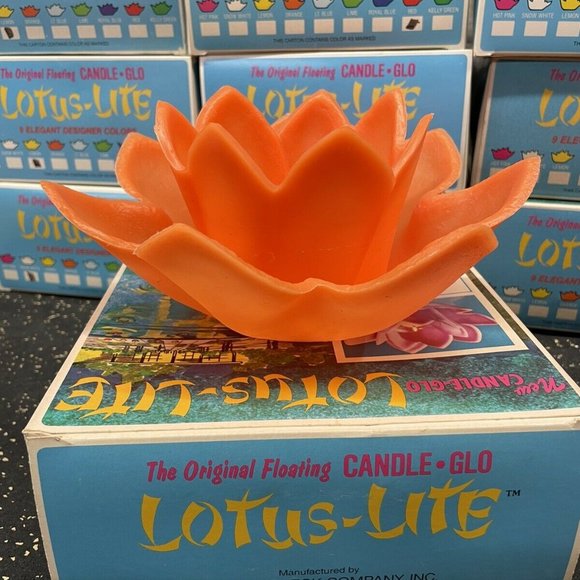 4 Vtg Lotus Lite Candle Glo Floating Pool Candles Tiki MCM Red Orange Bl… - Picture 3 of 11